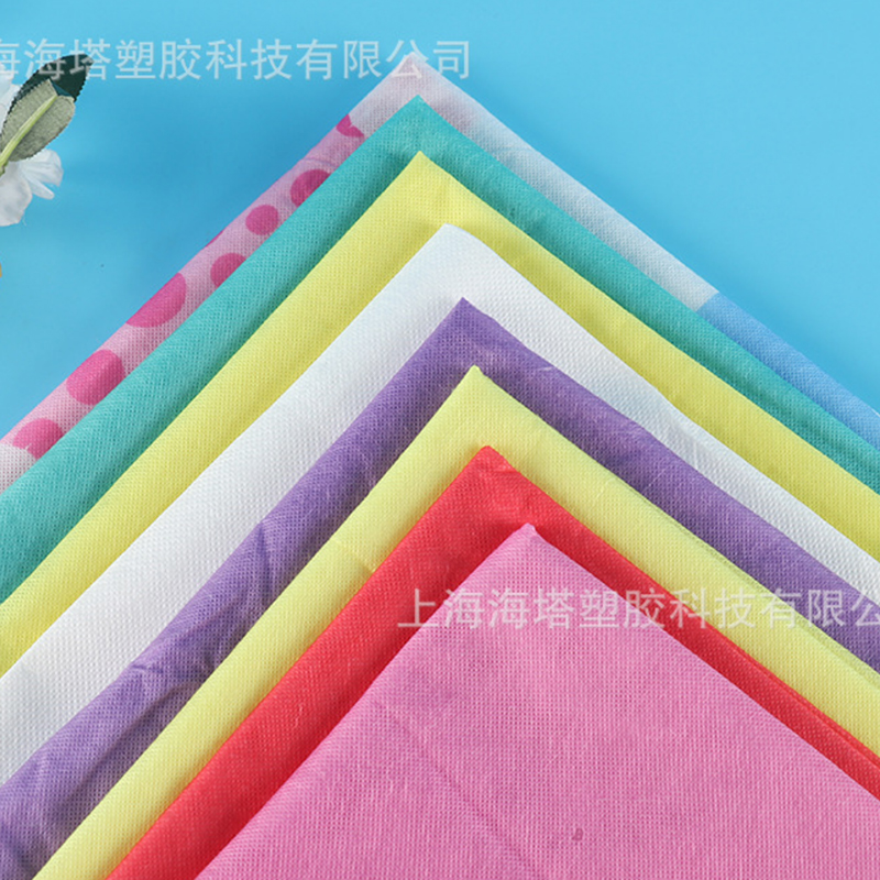 Öntapadó, vízben oldódó, nem szőtt szövet