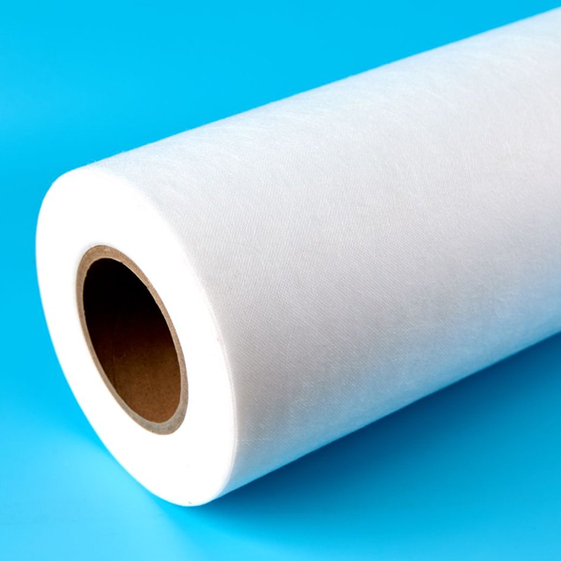 Közepesen meleg vízben oldódó nem szőtt szövet